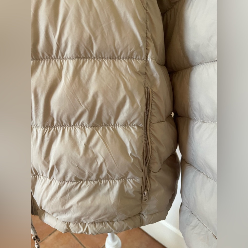 Abercrombie And Fitch Lightweight Packable Puffer… - image 3